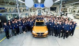 抽车最新爆料新闻报道图片,最新爆料图片揭秘行业变革